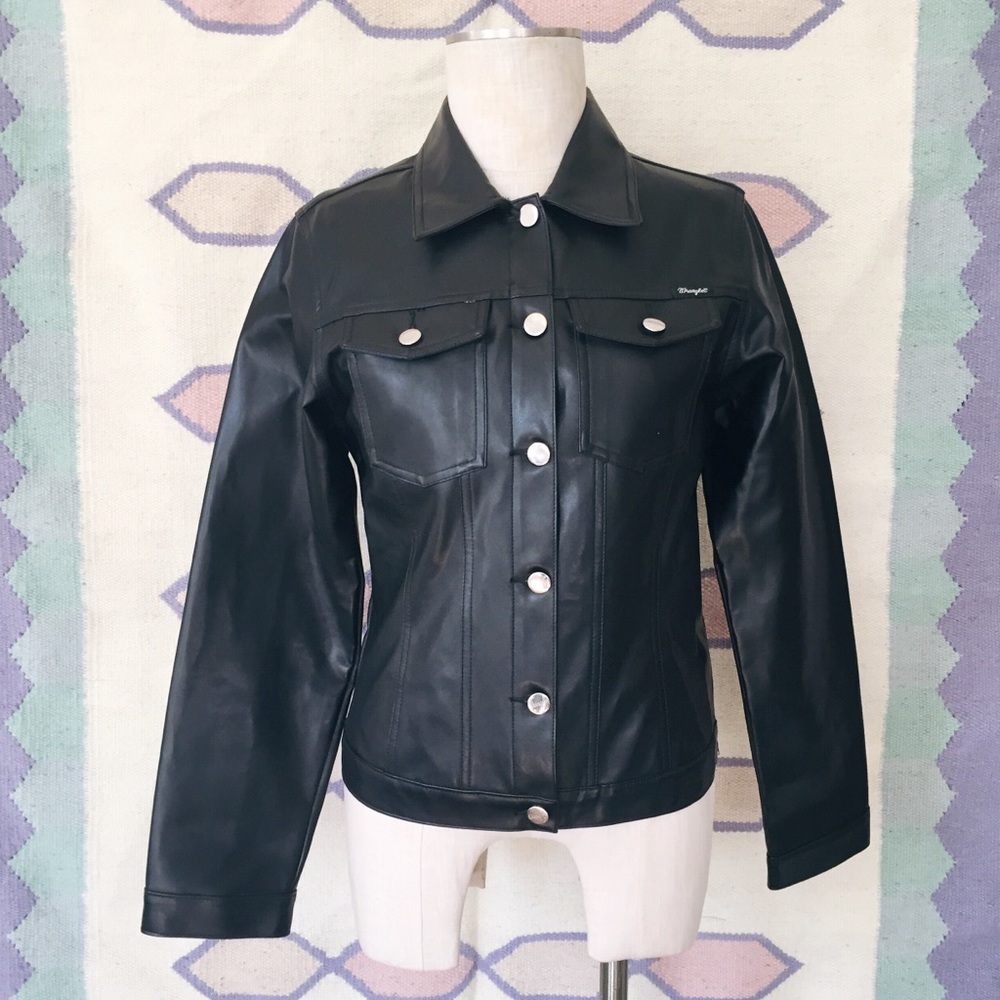 SOLD VTG RARE Wrangler Pleather Trucker Jacket - Picture 5 of 7